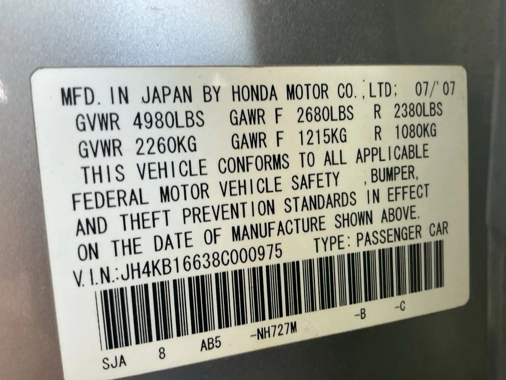Used 2008 Silver Acura 3.5 image 25