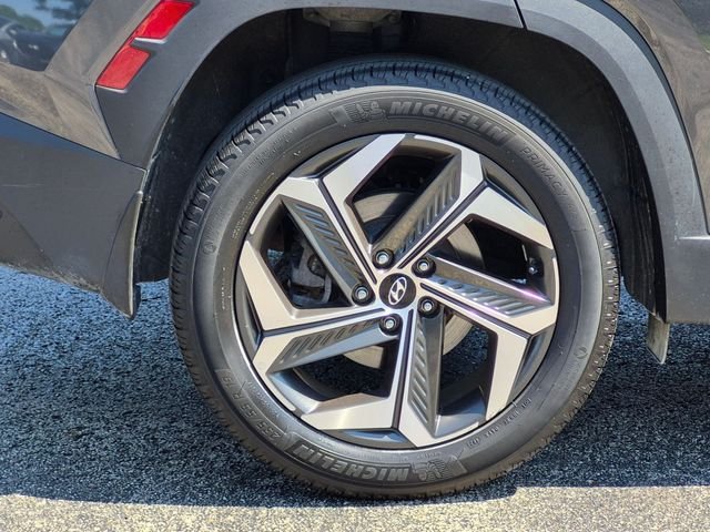 Used 2023 Gray Hyundai SEL image 8