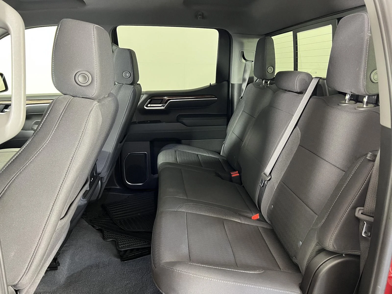Used 2025 Radiant Red Tintcoat Chevrolet RST image 19