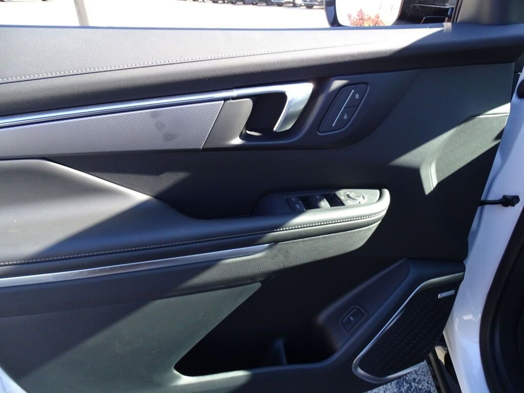 2025 Buick Enclave Sport Touring - Photo 26