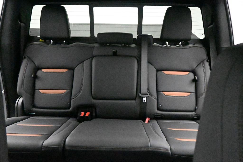 2026 GMC Sierra 1500 AT4 - Photo 22