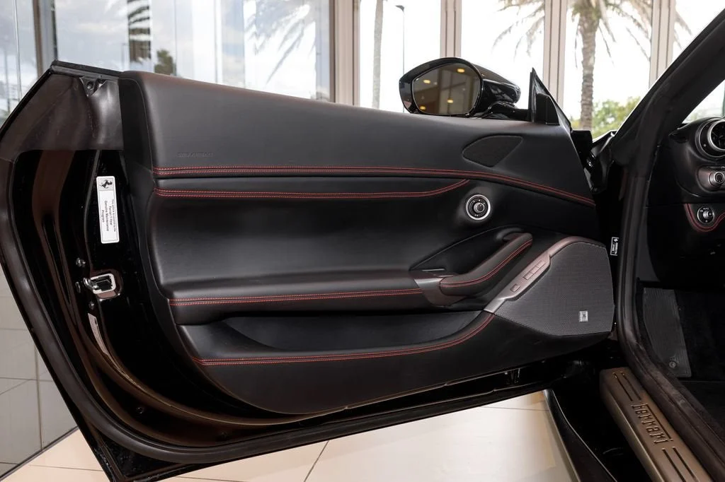Used 2023 Nero Ferrari  image 26