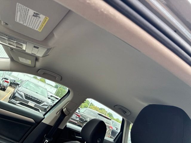Used 2019 Gray Volkswagen 1.4T S image 12
