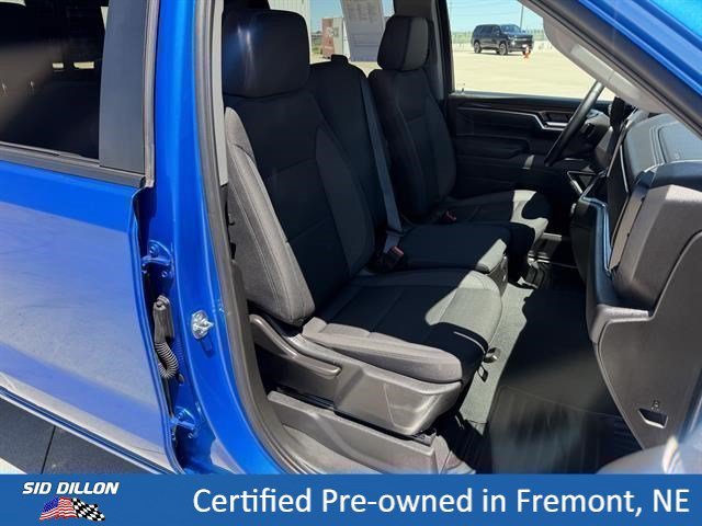 Used 2025 Riptide Blue Metallic Chevrolet LT image 9