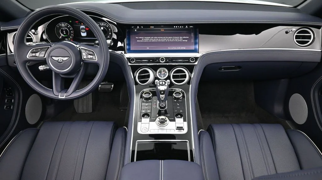 New 2026 White Bentley  image 4