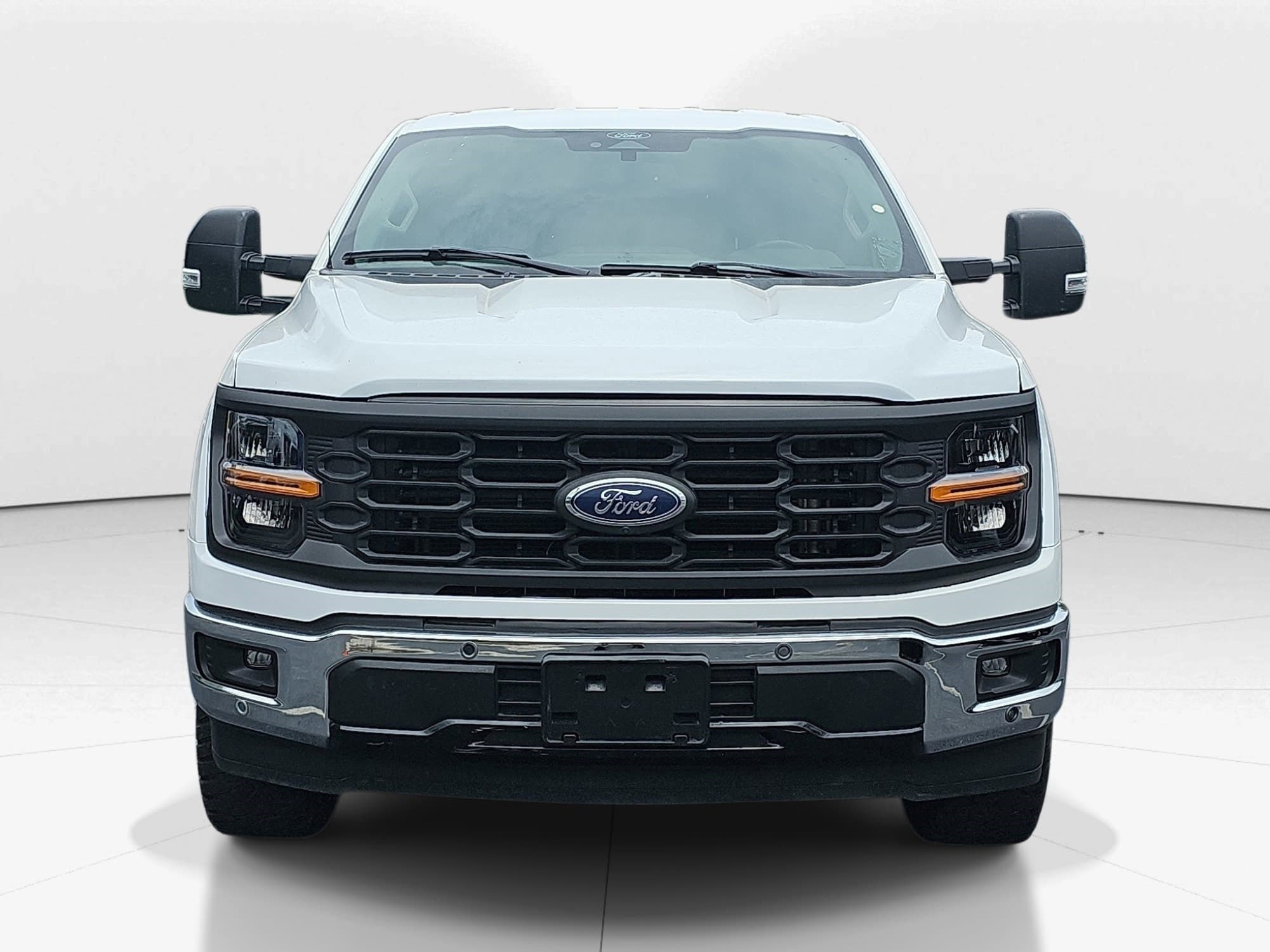 Certified Used 2024 Oxford White Ford XLT image 7