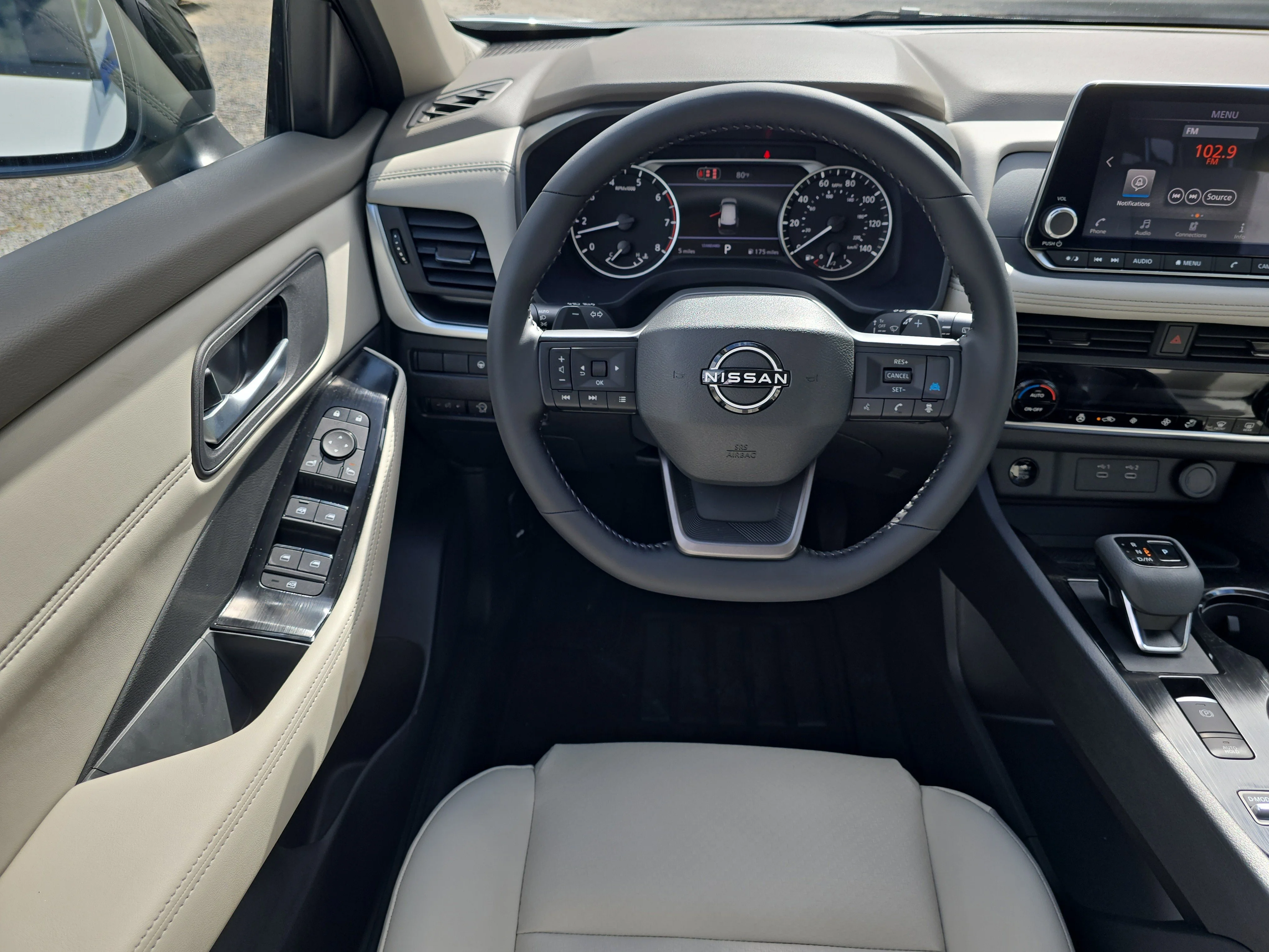 New 2026 Everest White Pearl TriCoat Nissan Dark Armor™ image 14
