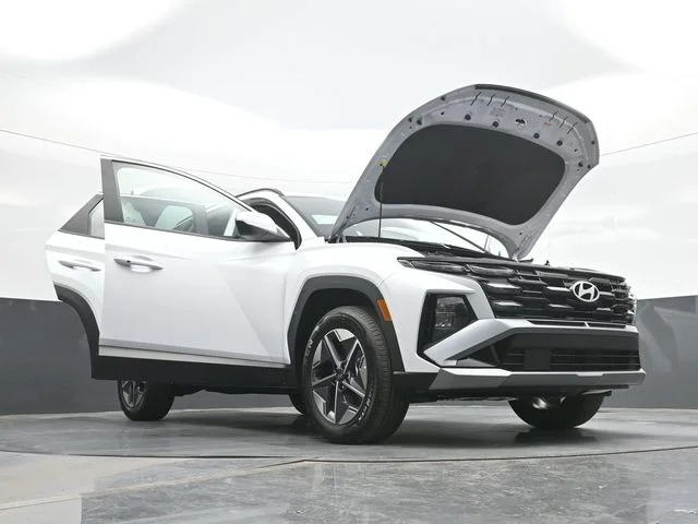 New 2026 White Hyundai SEL image 32