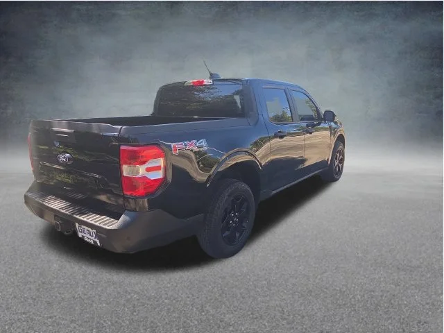 Used 2025 Black Ford XLT image 17