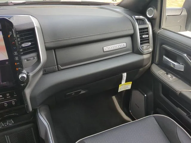 New 2025 Bright White Clear-Coat Exterior Paint RAM Laramie image 16