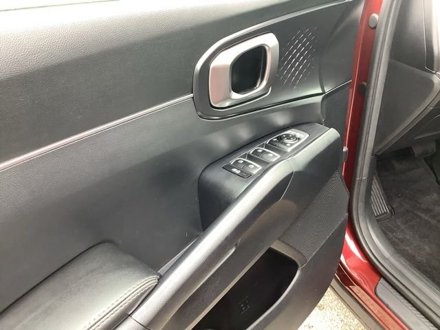 2024 Kia Sorento EX - Photo 17
