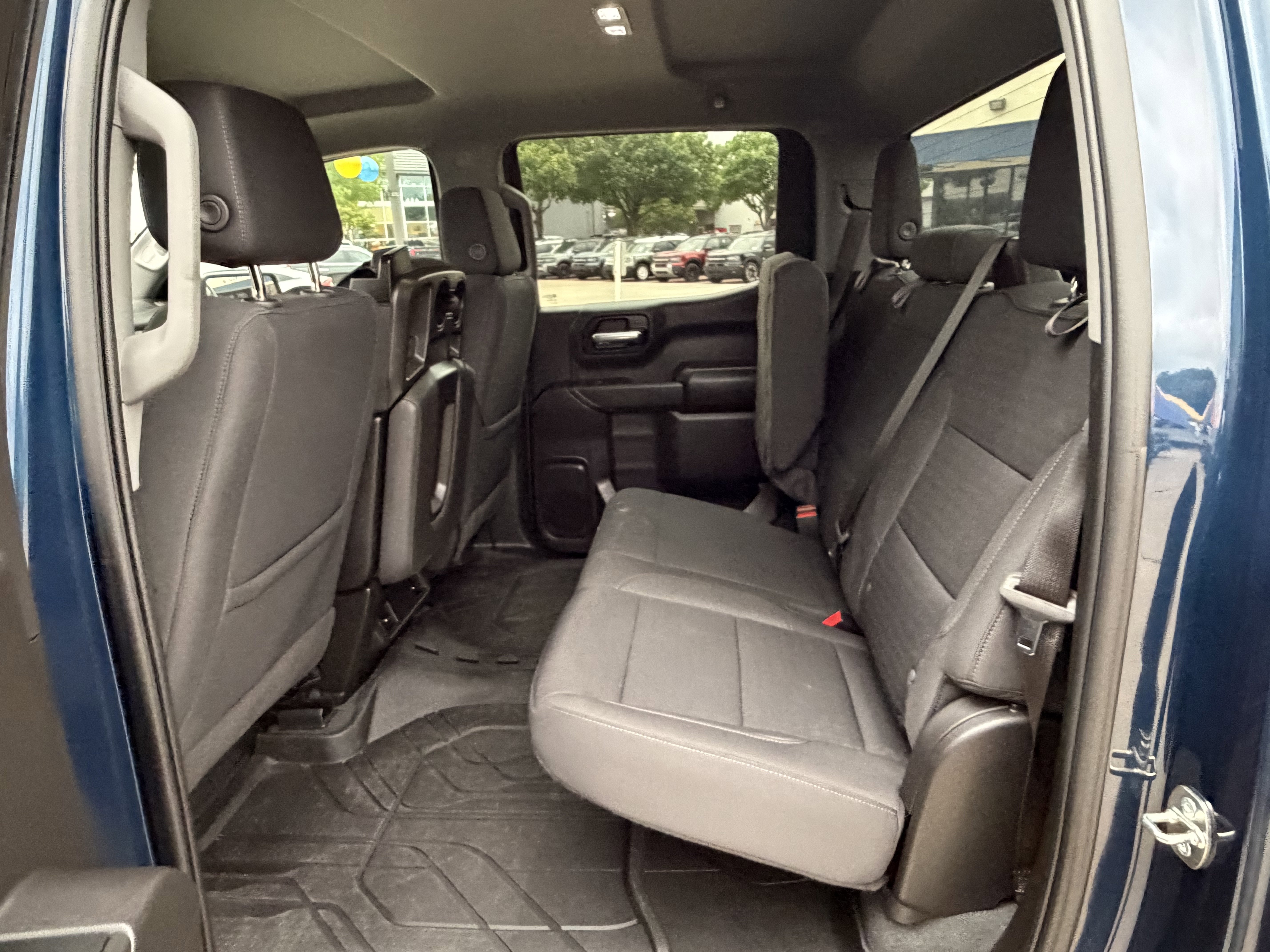 Used 2023 Northsky Blue Metallic Chevrolet Custom image 17