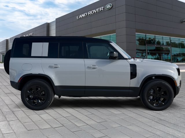 New 2026 Borasco Grey Land Rover S image 6