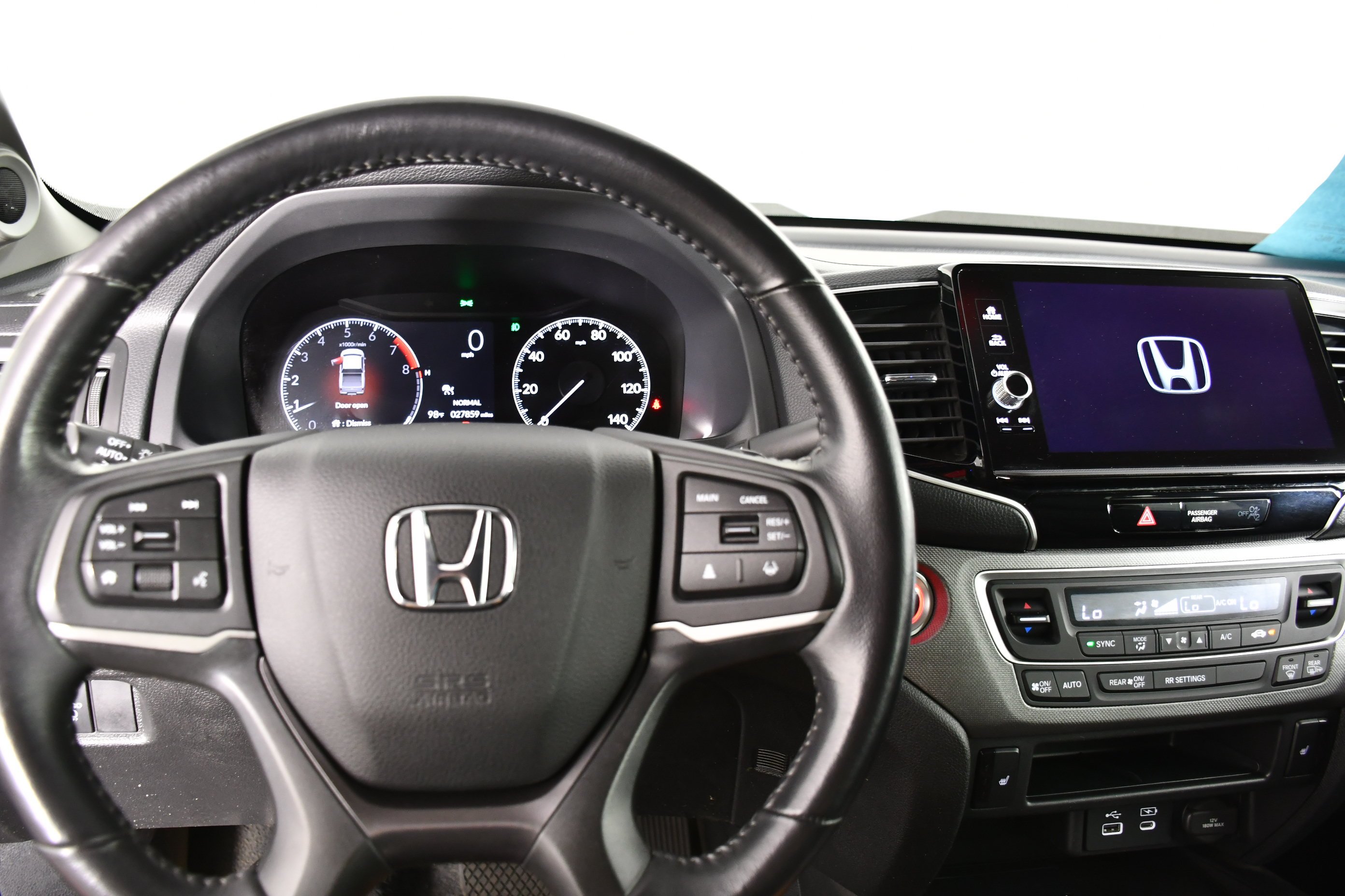 Certified Used 2024 Crystal Black Pearl Honda RTL image 14