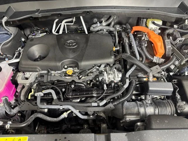 Certified Used 2024 Cloud Toyota XLE image 9