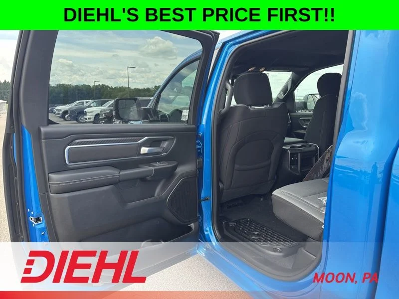 New 2026 Hydro Blue Pearl-Coat Exterior Paint RAM Big Horn/Lone Star image 11