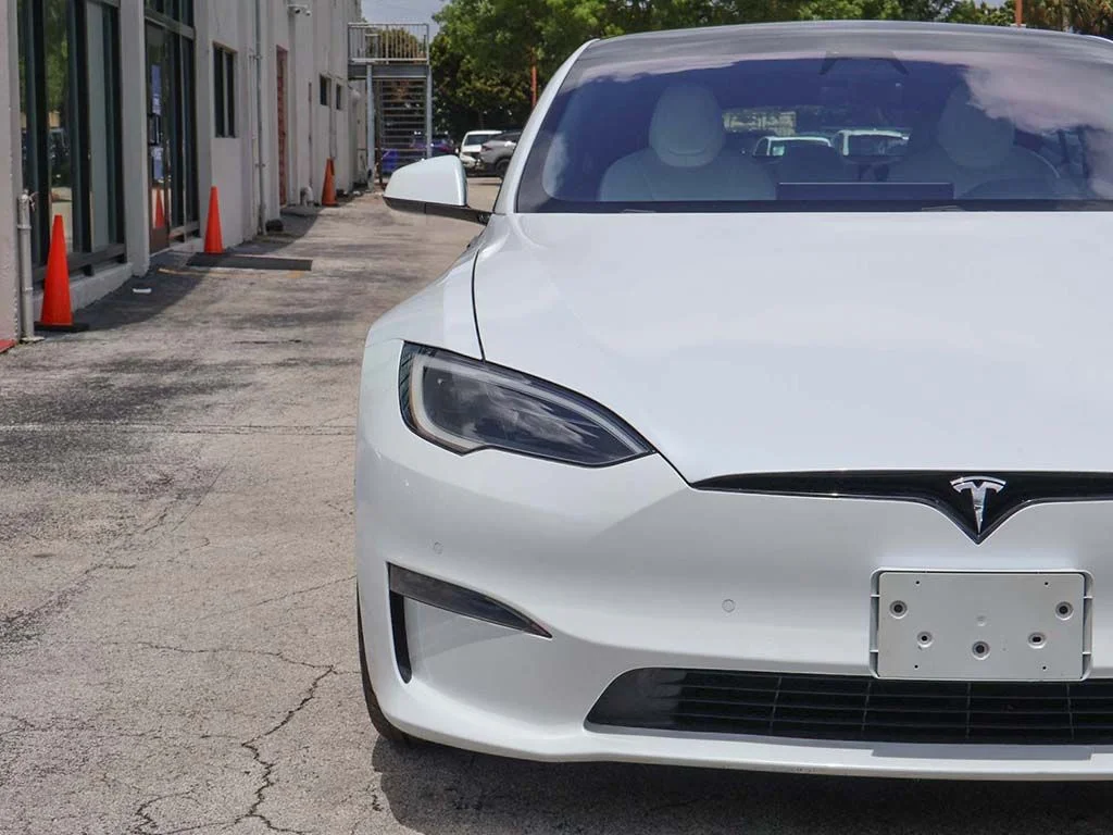 Used 2023 White Tesla Standard Range image 13