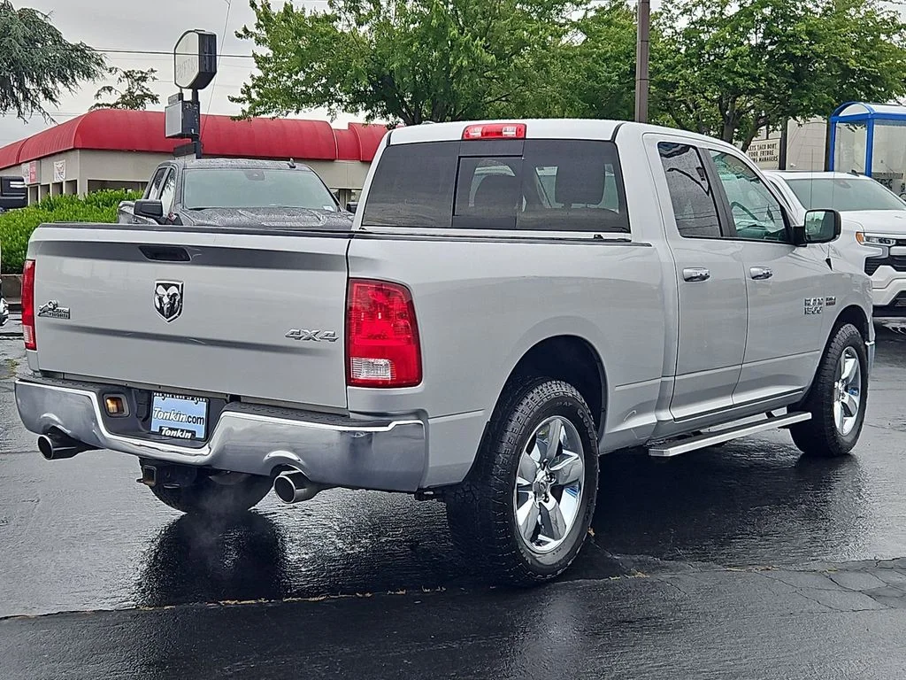 Used 2016 Bright Silver Clearcoat Metallic Ram Big Horn image 6