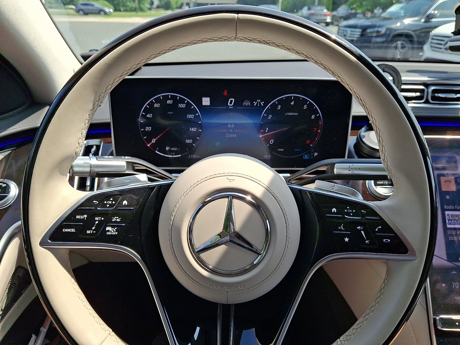 Certified Used 2023 Graphite Gray Metallic Mercedes-Benz 4MATIC® image 19