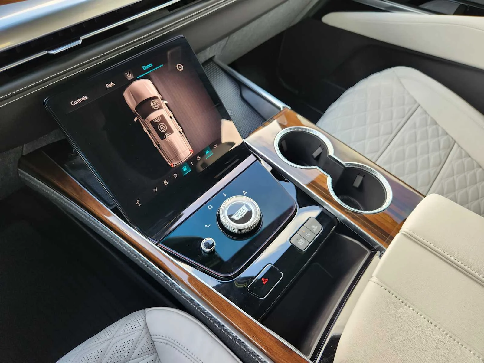 2026 Cadillac Escalade Platinum Sport - Photo 14