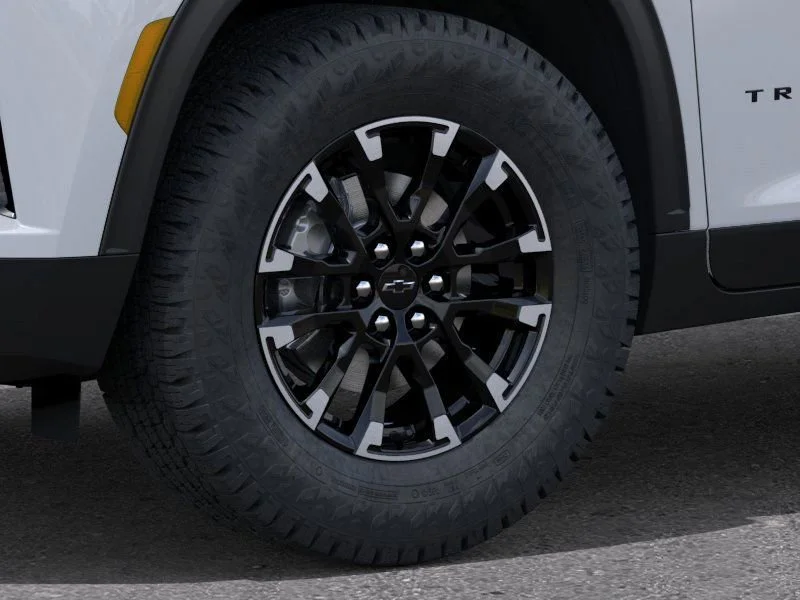 New 2026 Polar White Tricoat Chevrolet Z71 image 9