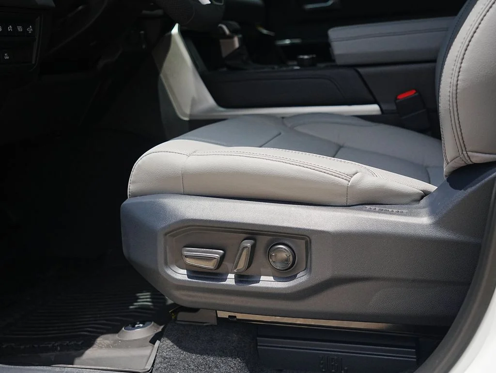 New 2026 Ice Cap Toyota Tundra Limited image 19