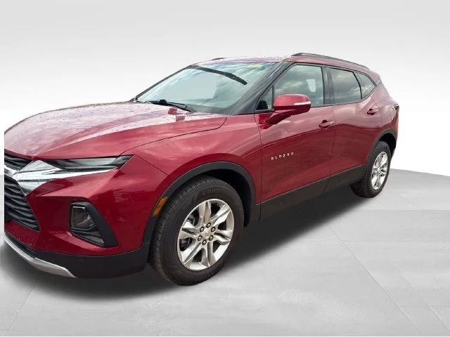 Used 2020 CAJUN RED TINTCOAT Chevrolet LT image 1