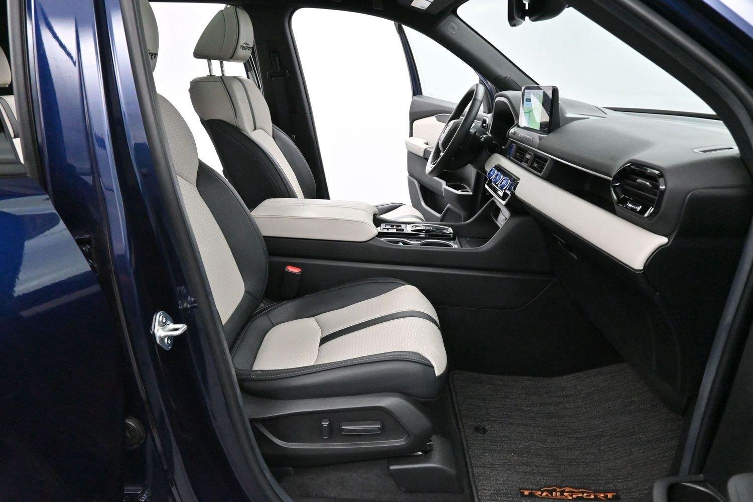 Used 2026 Obsidian Blue Pearl Honda TrailSport Elite image 36