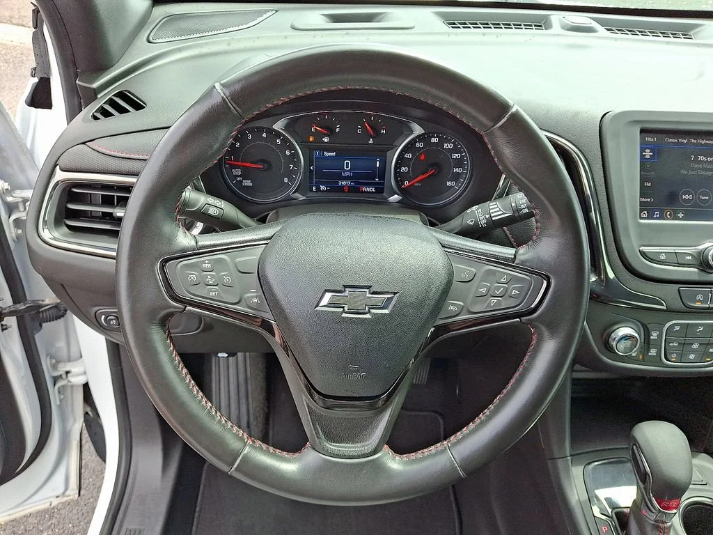 Used 2022 Summit White Chevrolet RS image 26