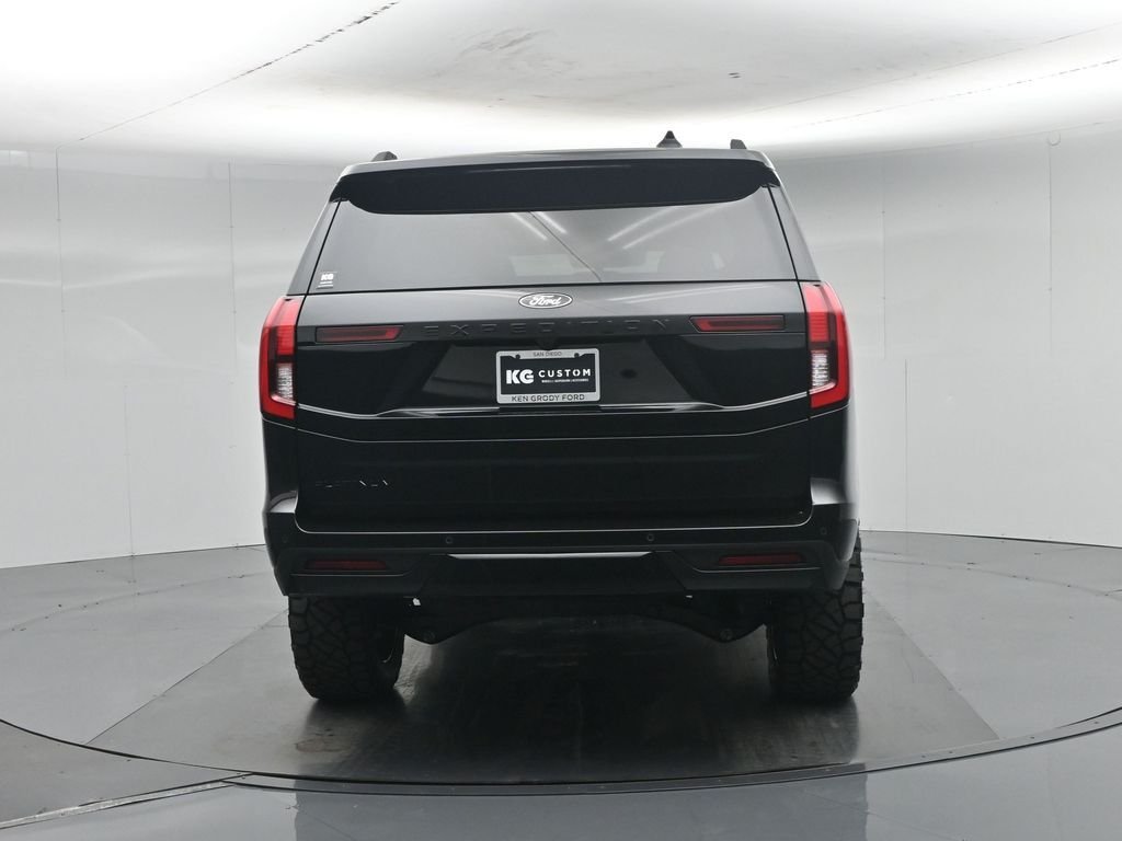 New 2026 Agate Black Metallic Ford Platinum image 28