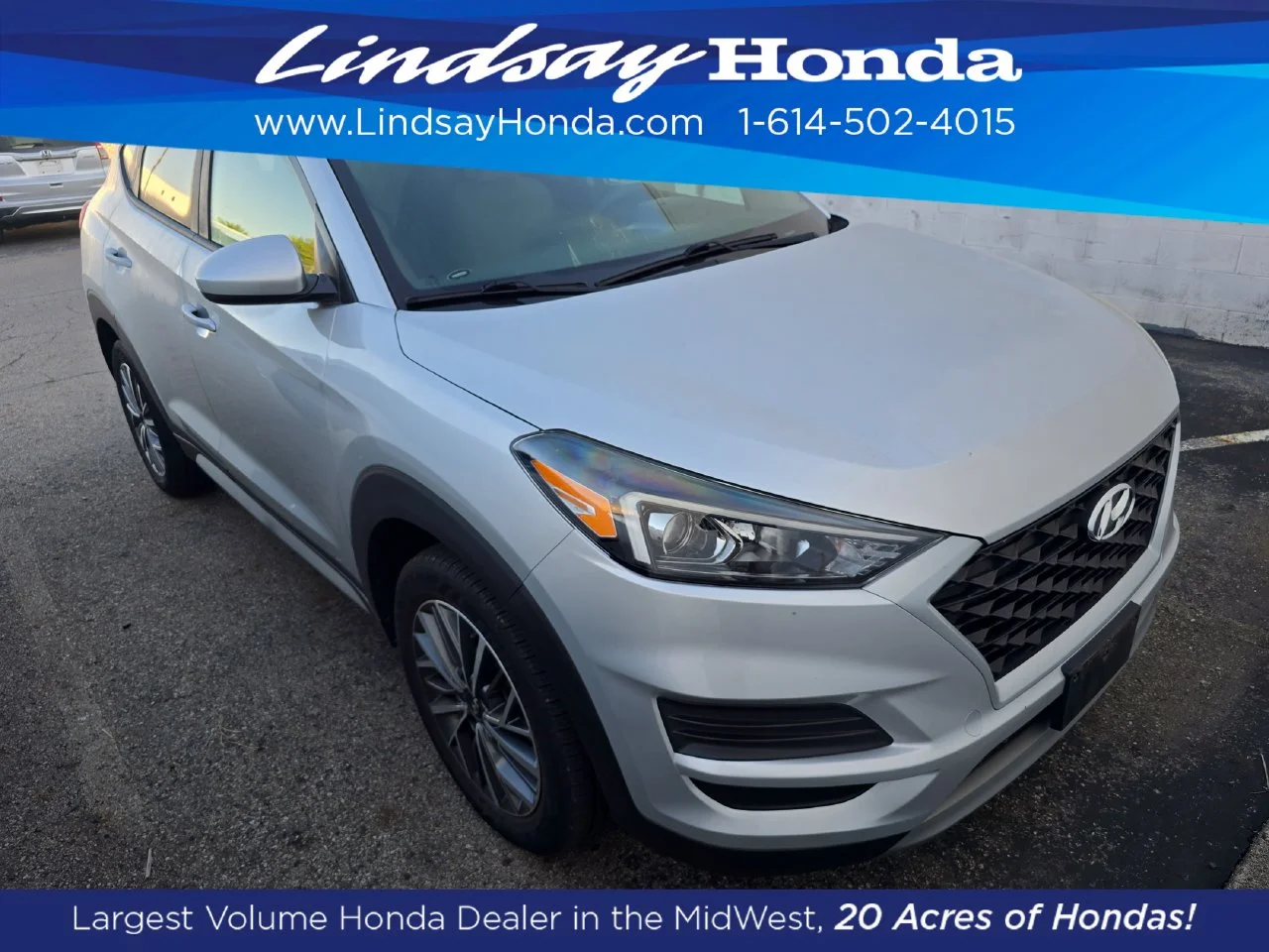 Used 2019 Molten Silver Hyundai SEL image 2