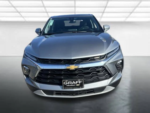 Used 2025 Sterling Gray Metallic Chevrolet 2LT image 3