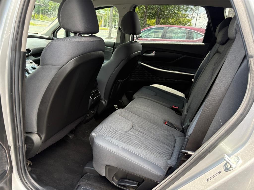2023 Hyundai Santa Fe SE - Photo 16