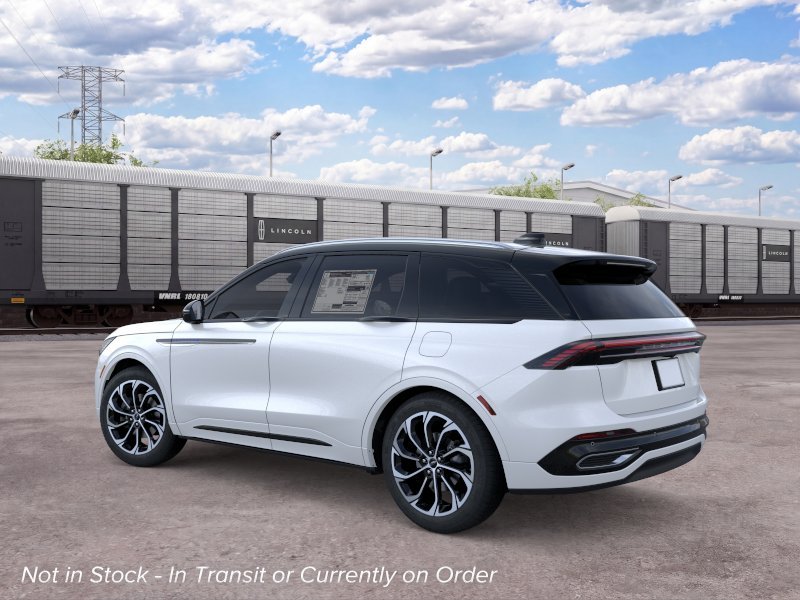 New 2026 White Platinum Metallic Tri-Coat Lincoln Reserve image 4