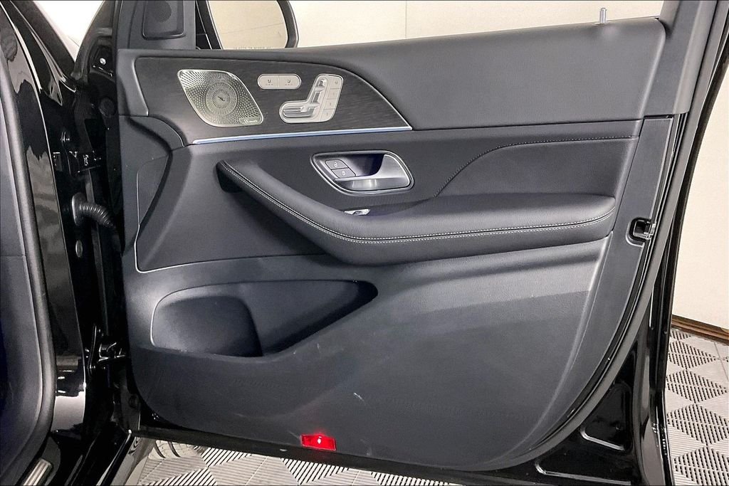2026 Mercedes-Benz GLS Base - Photo 16