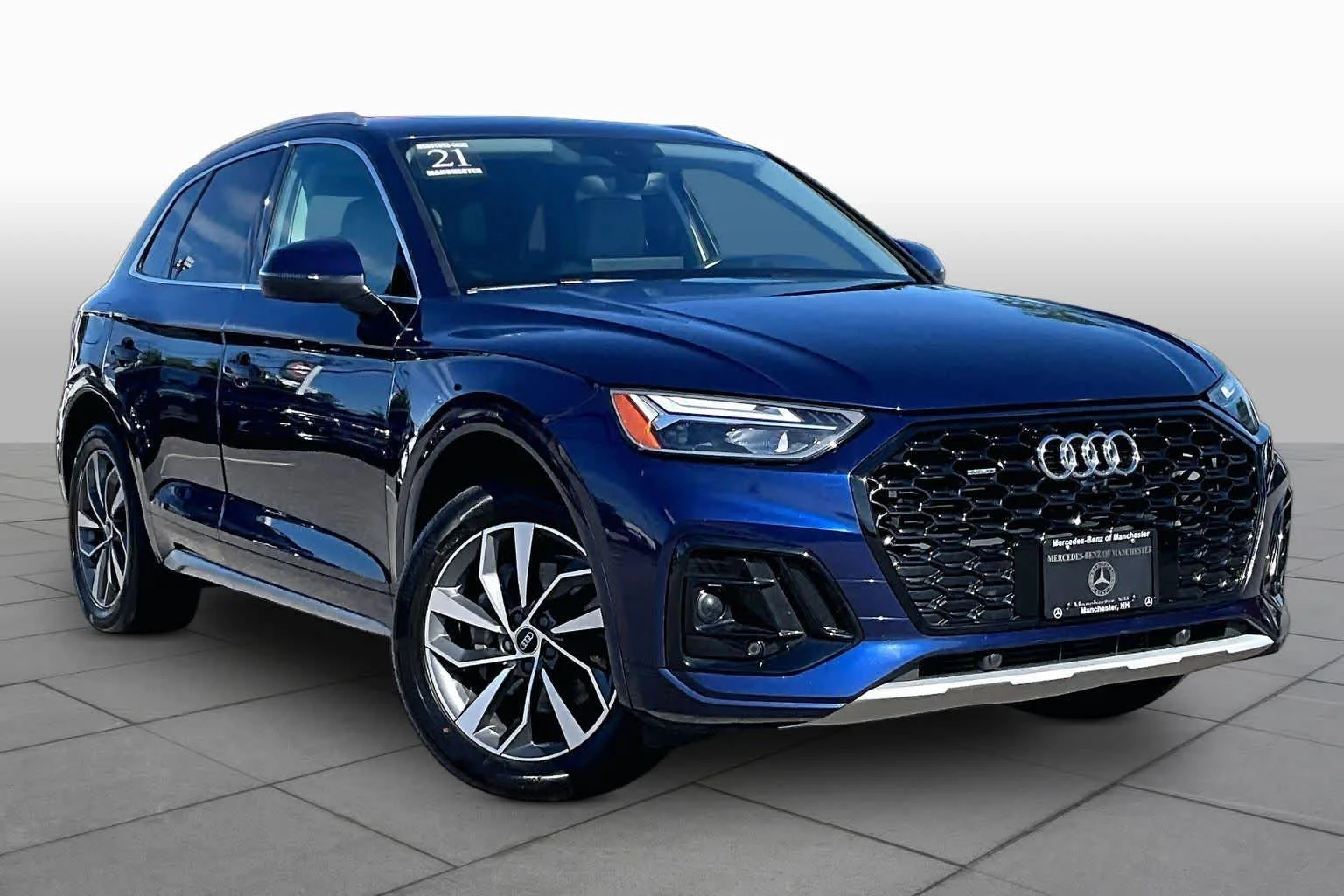 Used 2021 Navarra Blue Metallic Audi Premium Plus image 3
