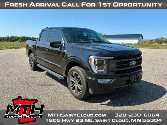 Certified Used 2022 Black Ford Lariat image 2