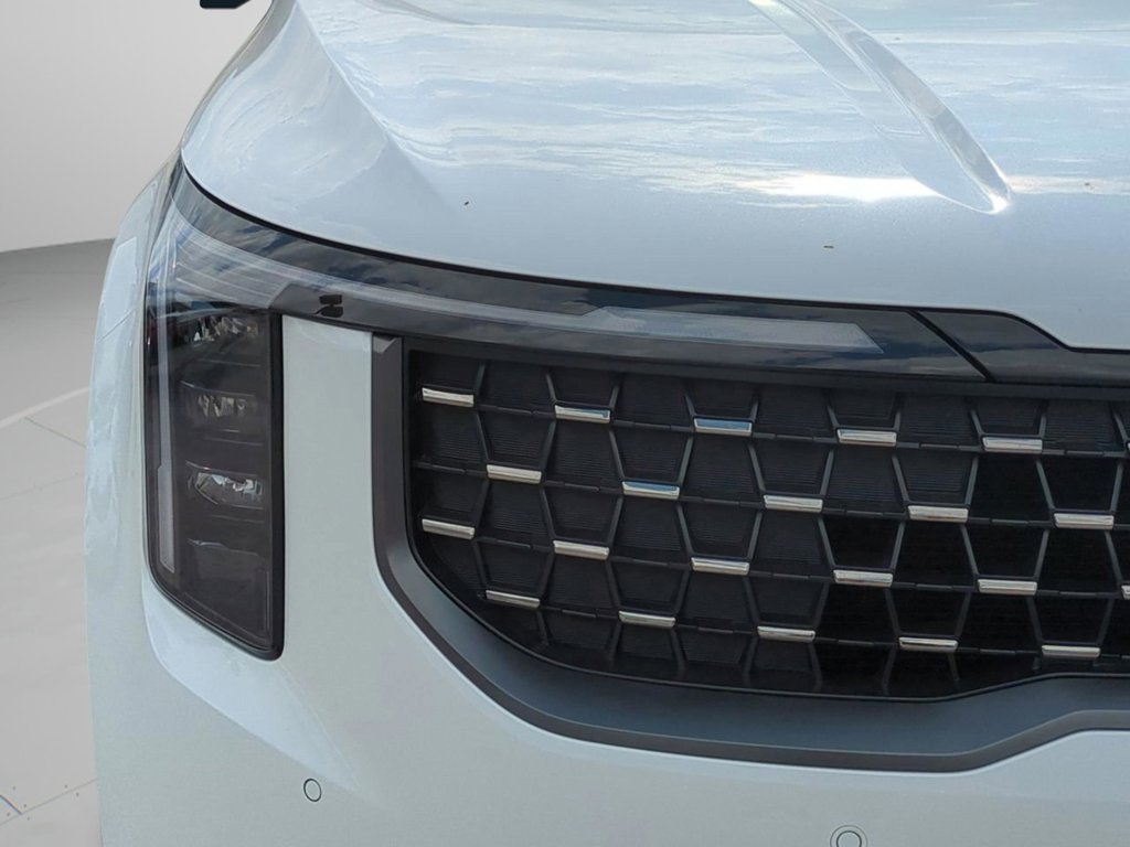 New 2026 Snow White Pearl Kia SX image 10