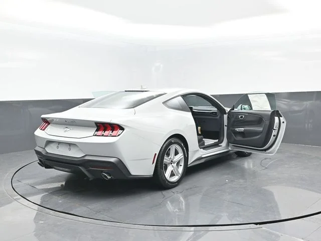 New 2026 Avalanche Gray Ford EcoBoost® Fastback image 25