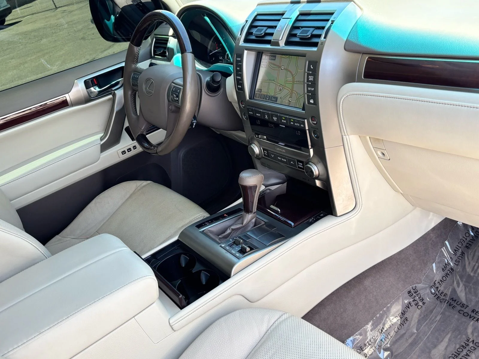 Used 2019 Starfire Pearl Lexus 460 image 8