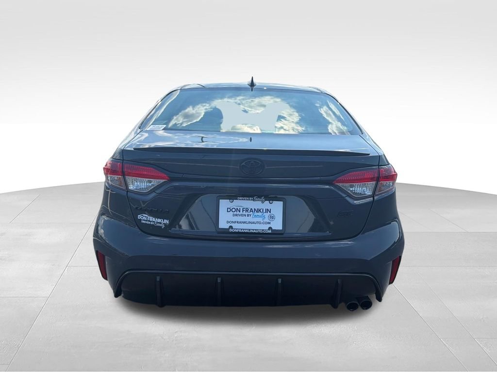 Used 2023 Gray Toyota SE image 4