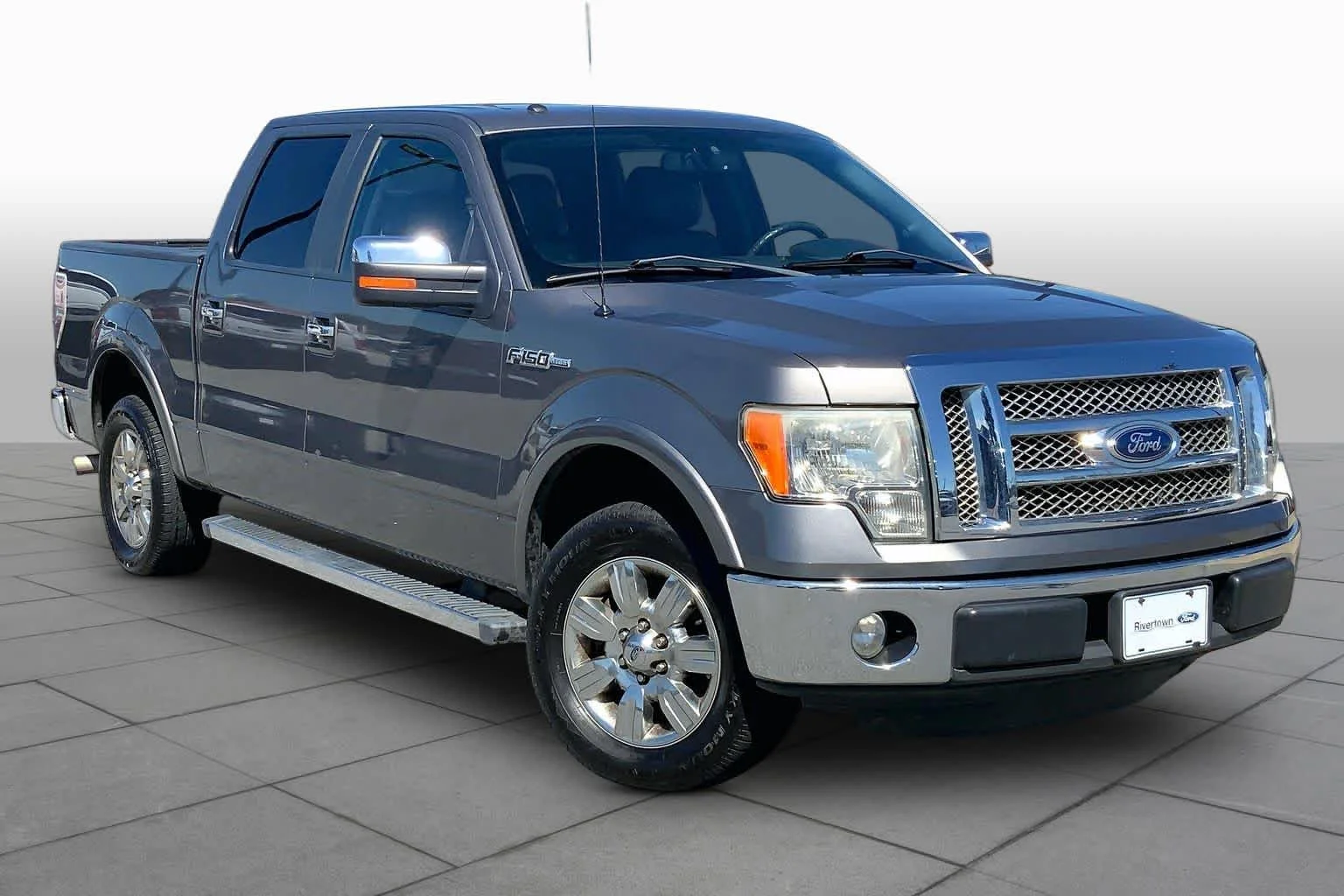 Used 2012 Sterling Gray Metallic Ford Lariat image 2