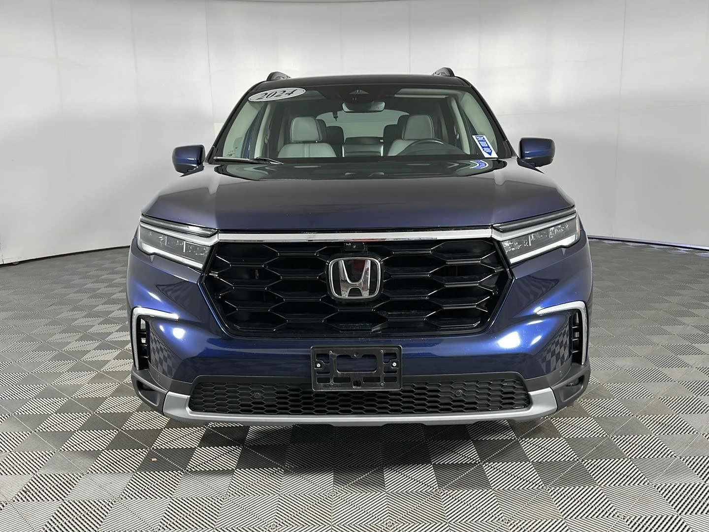 Used 2023 Obsidian Blue Pearl Honda Elite image 3