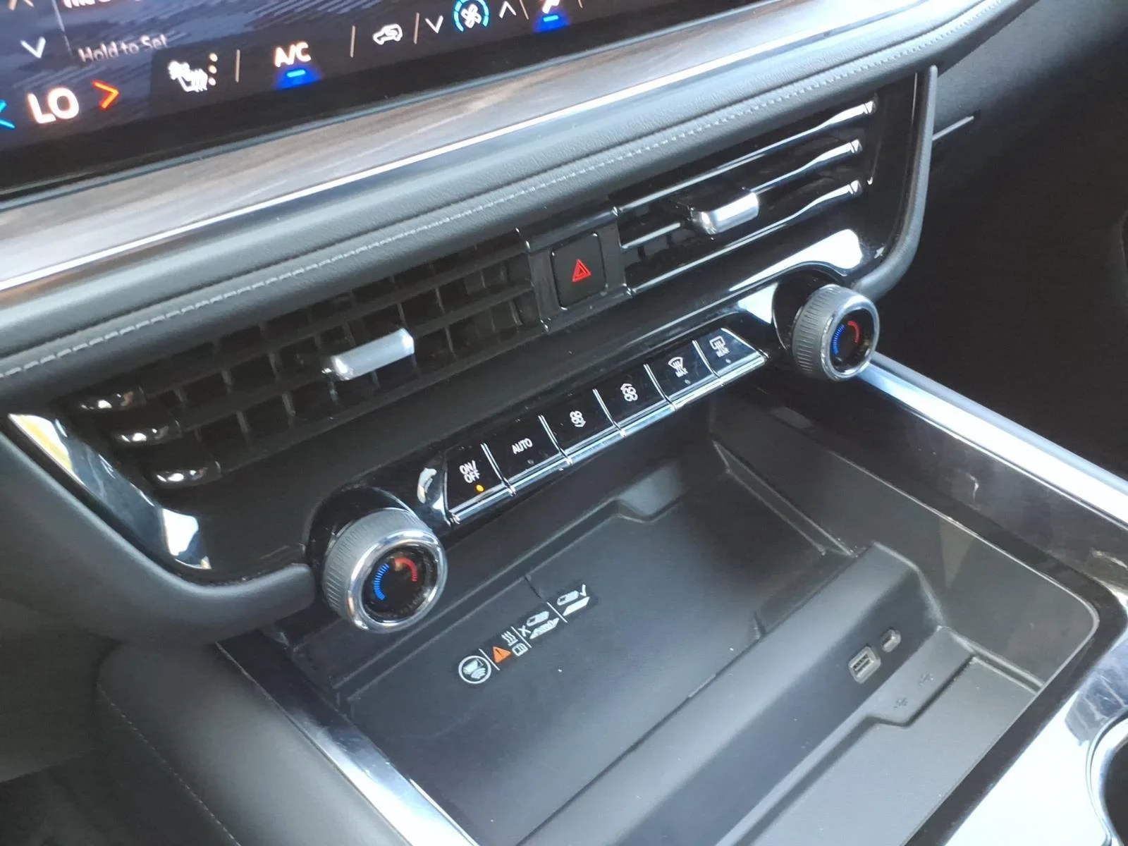 Used 2025 Black Chevrolet LT image 19