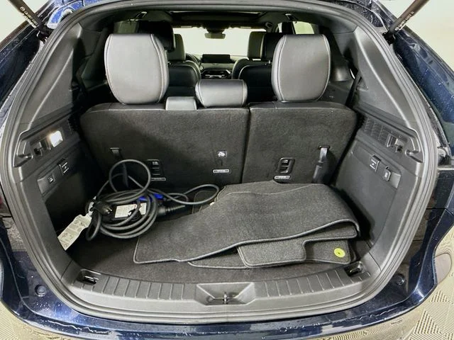 Used 2025 Blue Mazda Premium Plus image 27