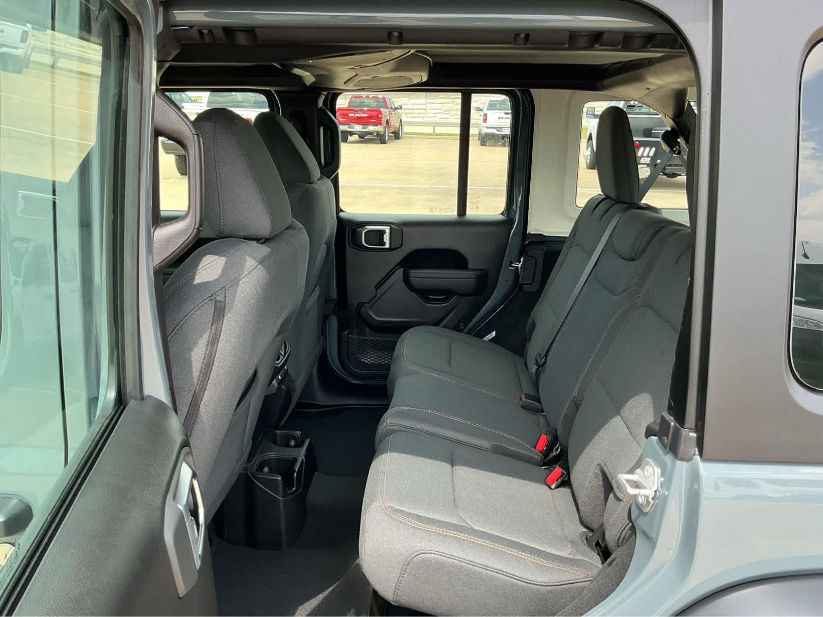 New 2026 Anvil Clear-Coat Exterior Paint Jeep Sport image 15