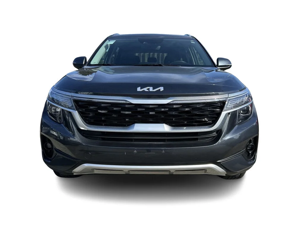Used 2022  Kia EX AWD Low Mileage   One Owner   Local BC image 4