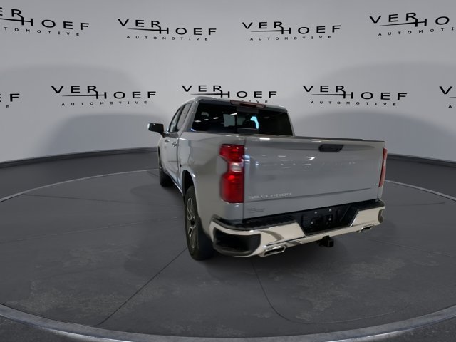 Used 2024 Slate Gray Metallic Chevrolet LT image 7