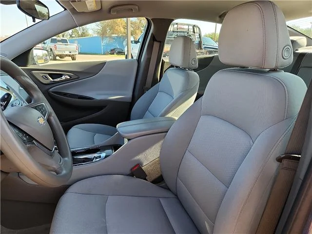 Used 2025 Blue Chevrolet 1LT image 11