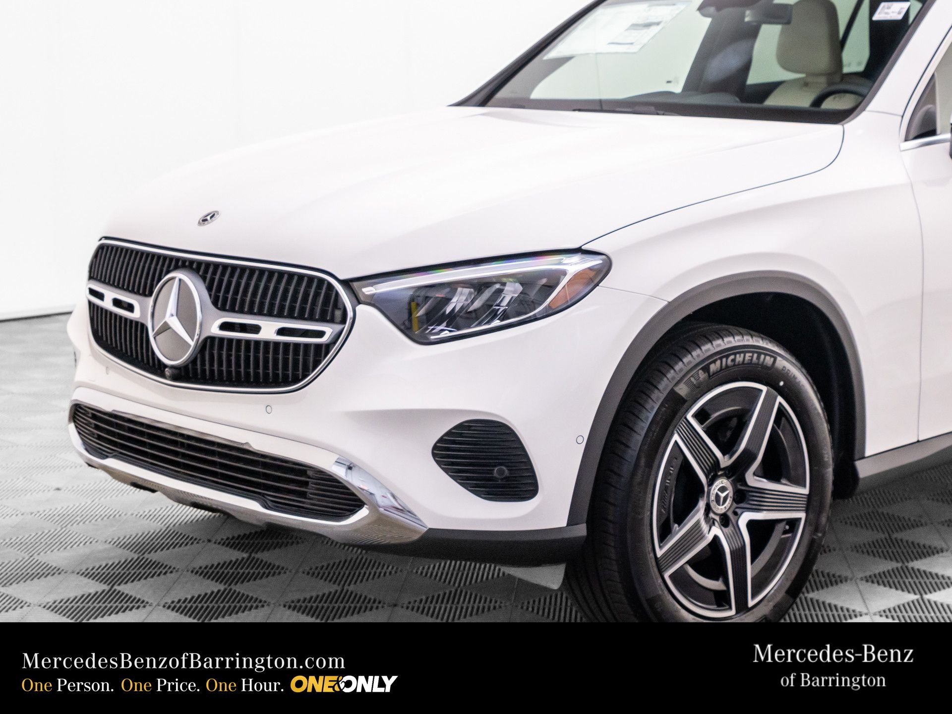 New 2026 Polar White Mercedes-Benz GLC 300 image 39